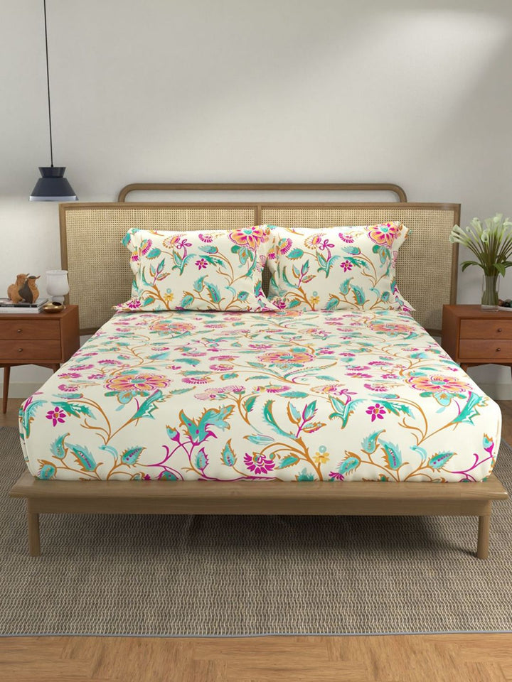 URBAN SPACE Off White Floral Printed 144 TC Cotton Queen Bedsheet with 2 Pillow Covers