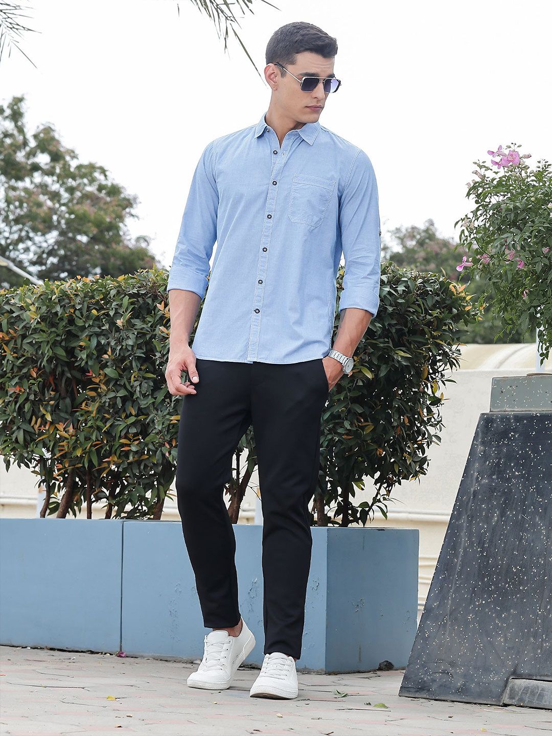 Thomas Scott Classic Slim Fit Spread Collar Roll-Up Sleeves Pure Cotton Casual Shirt