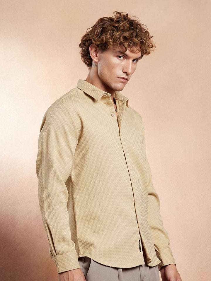 Campus Sutra Comfort Interweave-Tactile Self Design Regular Fit Casual Shirt