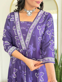 Kalini Wanita Reka Bentuk Diri Square Neck A-Line Kurta Set