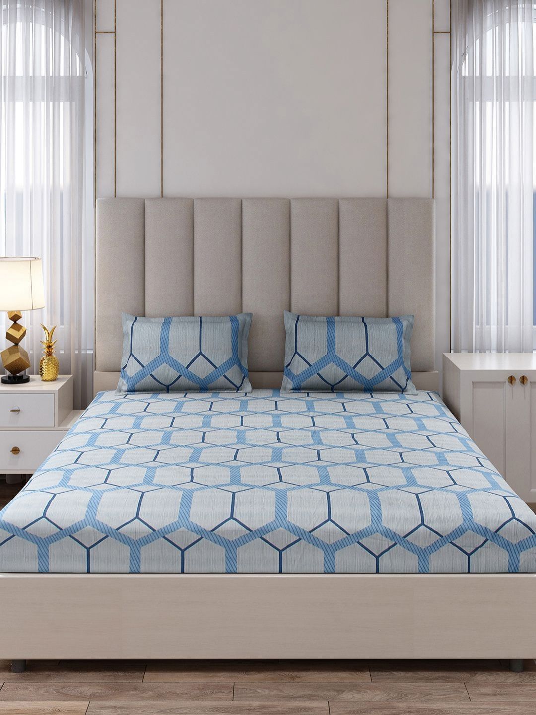Monte Carlo Blue & White Geometric Printed 130 TC King Bedsheet Set