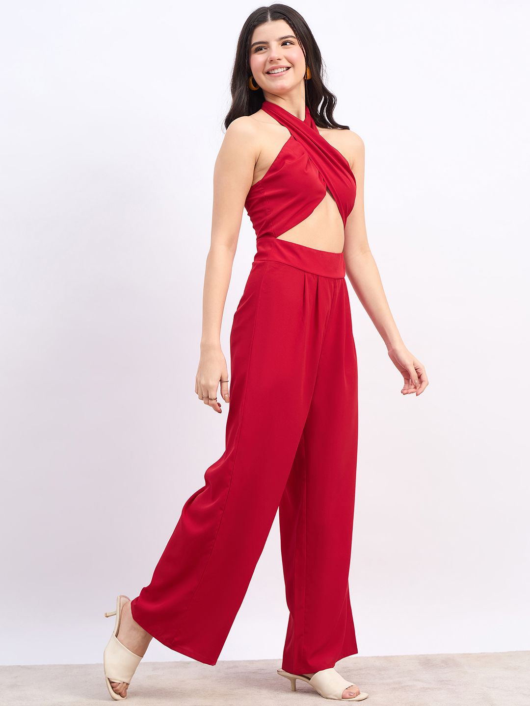 Berrylush Halter Neck Basic Jumpsuit