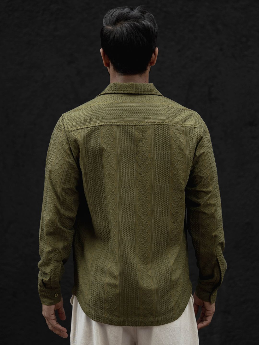 Powerlook Men Spread Collar Solid Casual Shirt