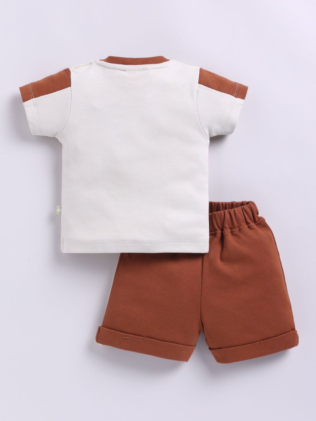 Moms Love Boys Printed T-shirt with Shorts