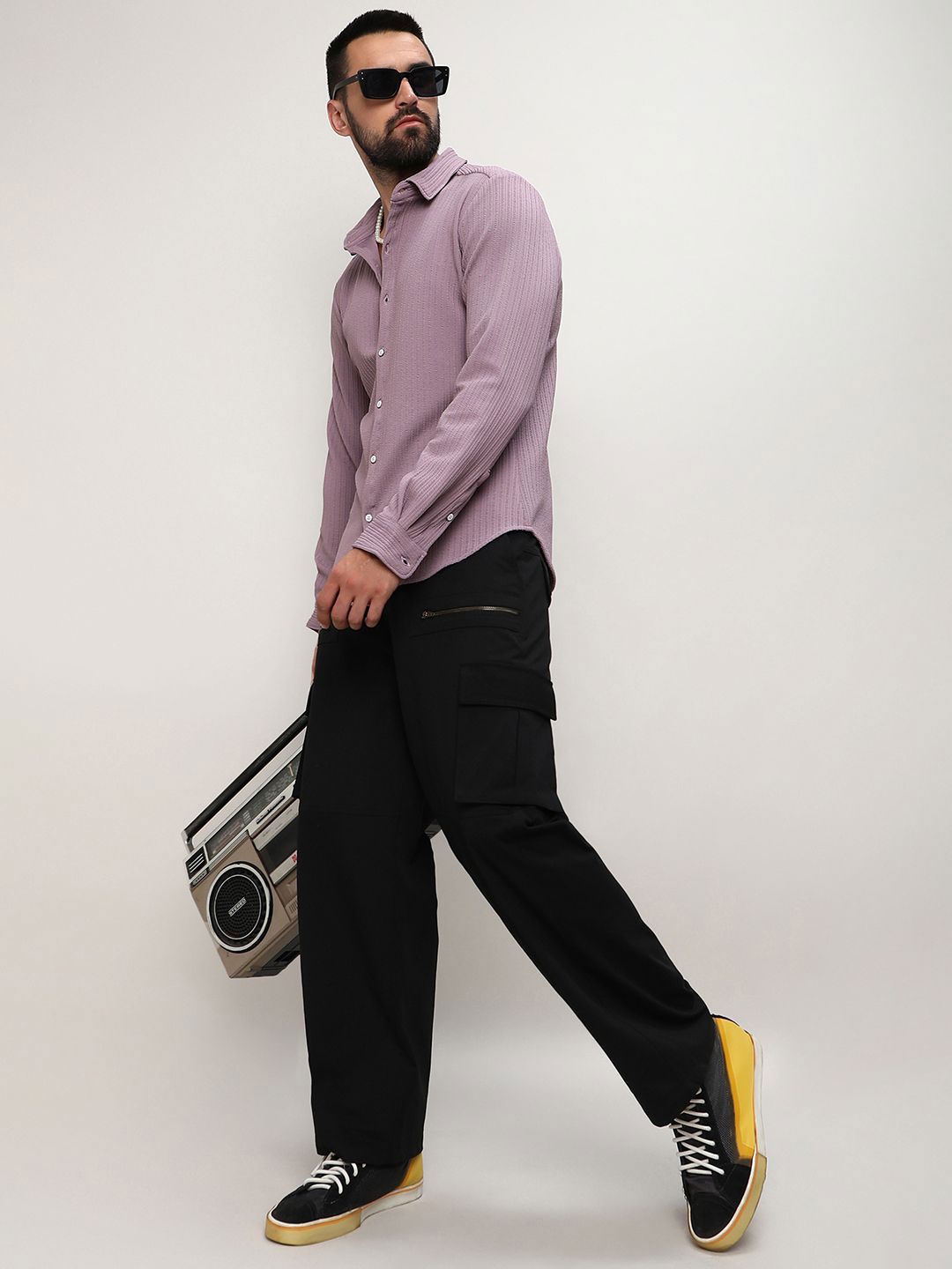Campus Sutra Men Comfort Fit Textured Spread Collar Casual Shirt