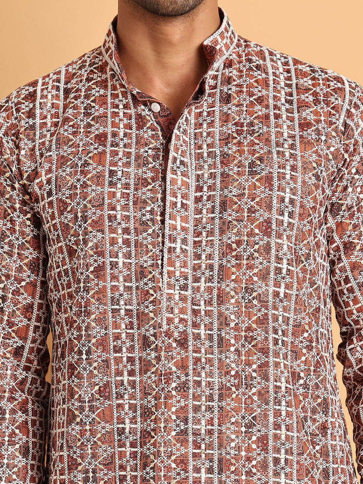 Jompers Men Geometric Embroidered Chikankari Kurta