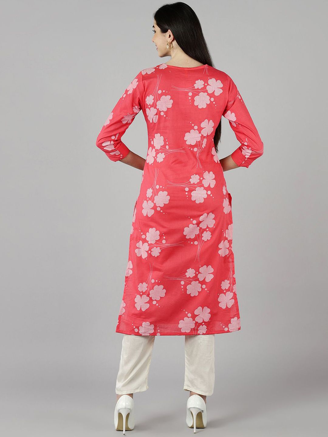 KALINI Women Floral Printed Keyhole Neck Kurta