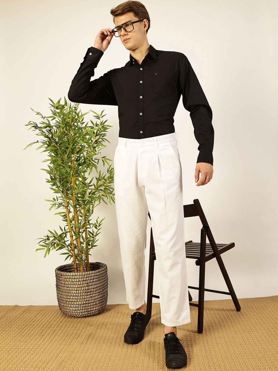 Thomas Scott Men Solid Smart Straight Fit Easy Wash Pleated Chinos Trousers