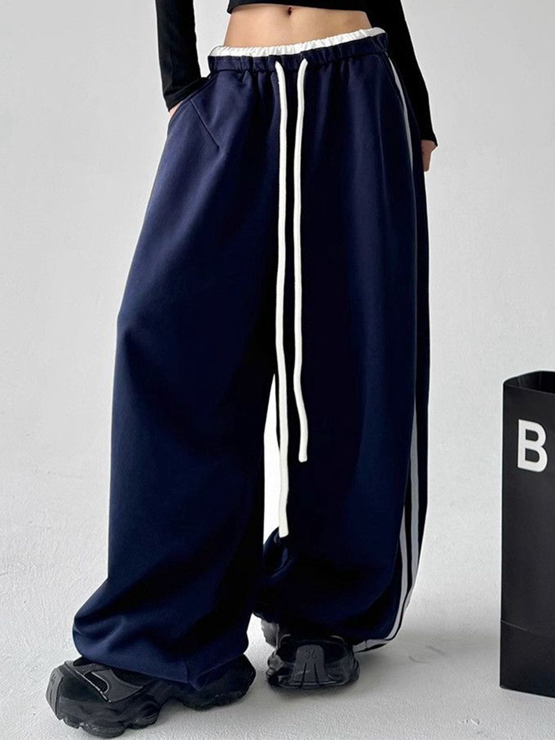 DressBerry Women Parallel Trousers