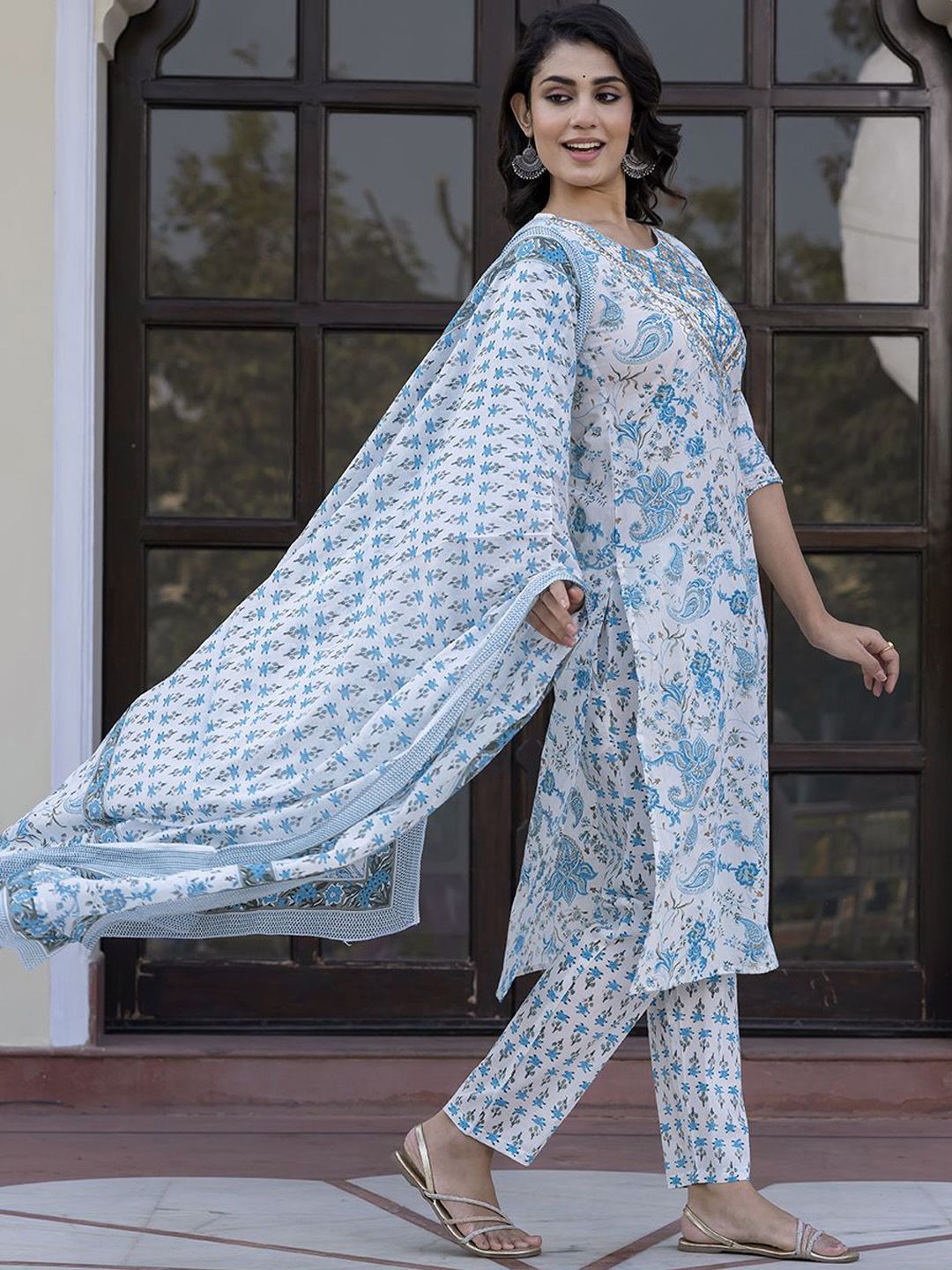 Kalini Paisley Bercetak Cermin Kerja Lurus Kurta Kapas Murni Dengan Seluar & Dupatta