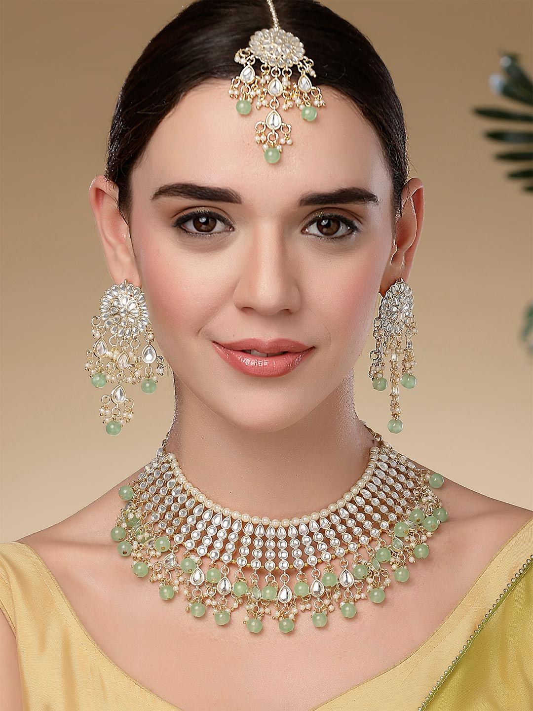 KARATCART Gold-Plated Lime-Green Kundan-Studded Choker Handcrafted Jewellery Set