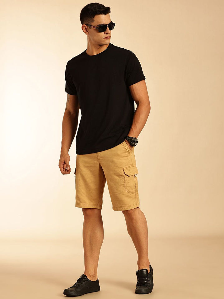 Thomas Scott Men Cotton Mid-Rise Cargo Shorts