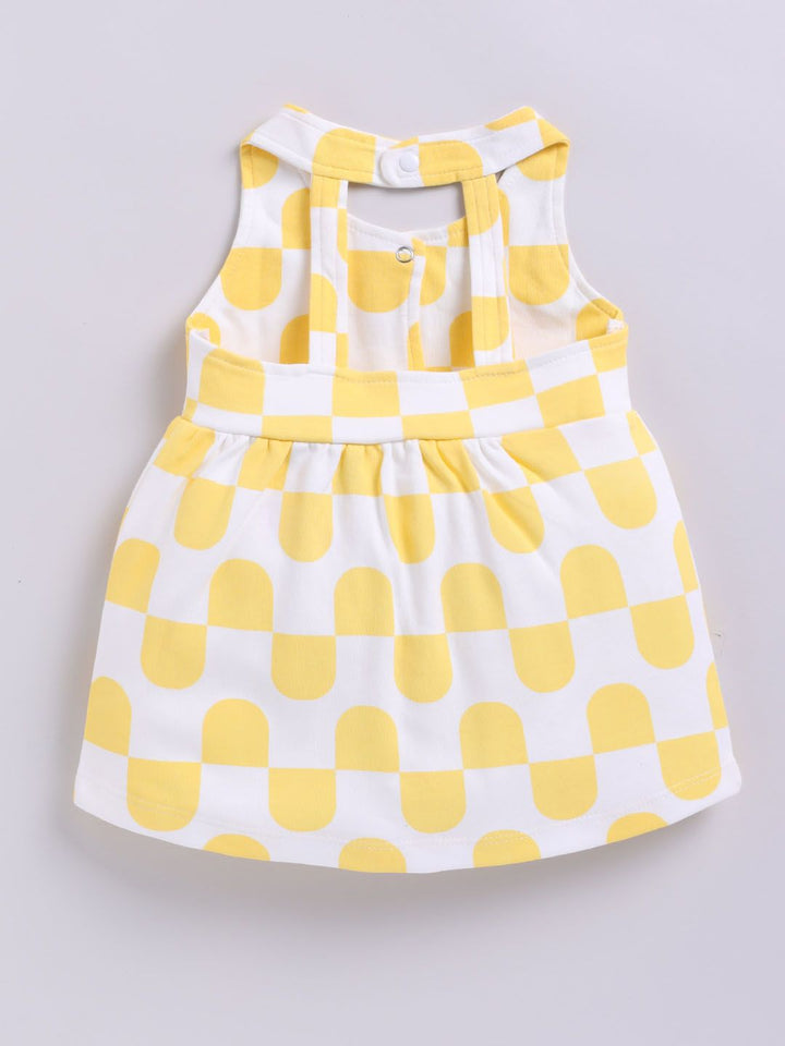 Moms Love Infant Girls Pure Cotton Printed Fit & Flare Dress with Applique Detail