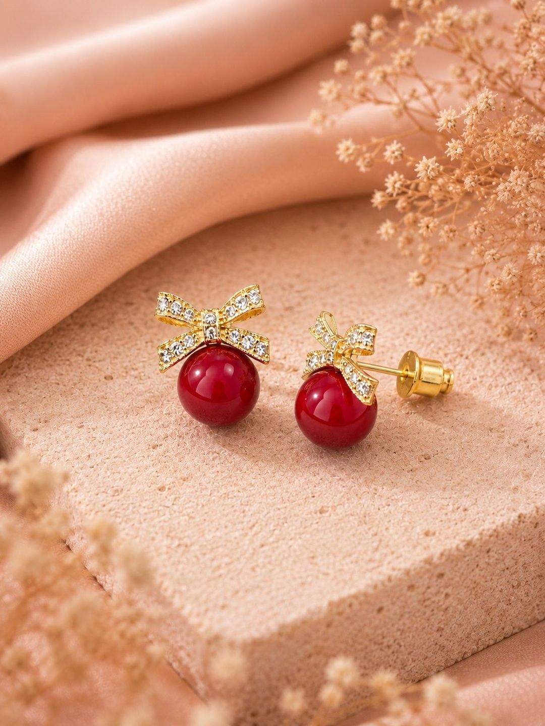 VOGUE PANASH Geometric Studs Earrings
