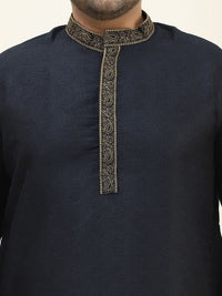 SOJANYA PLUS Mandarin Collar Straight Kurta with Pyjamas