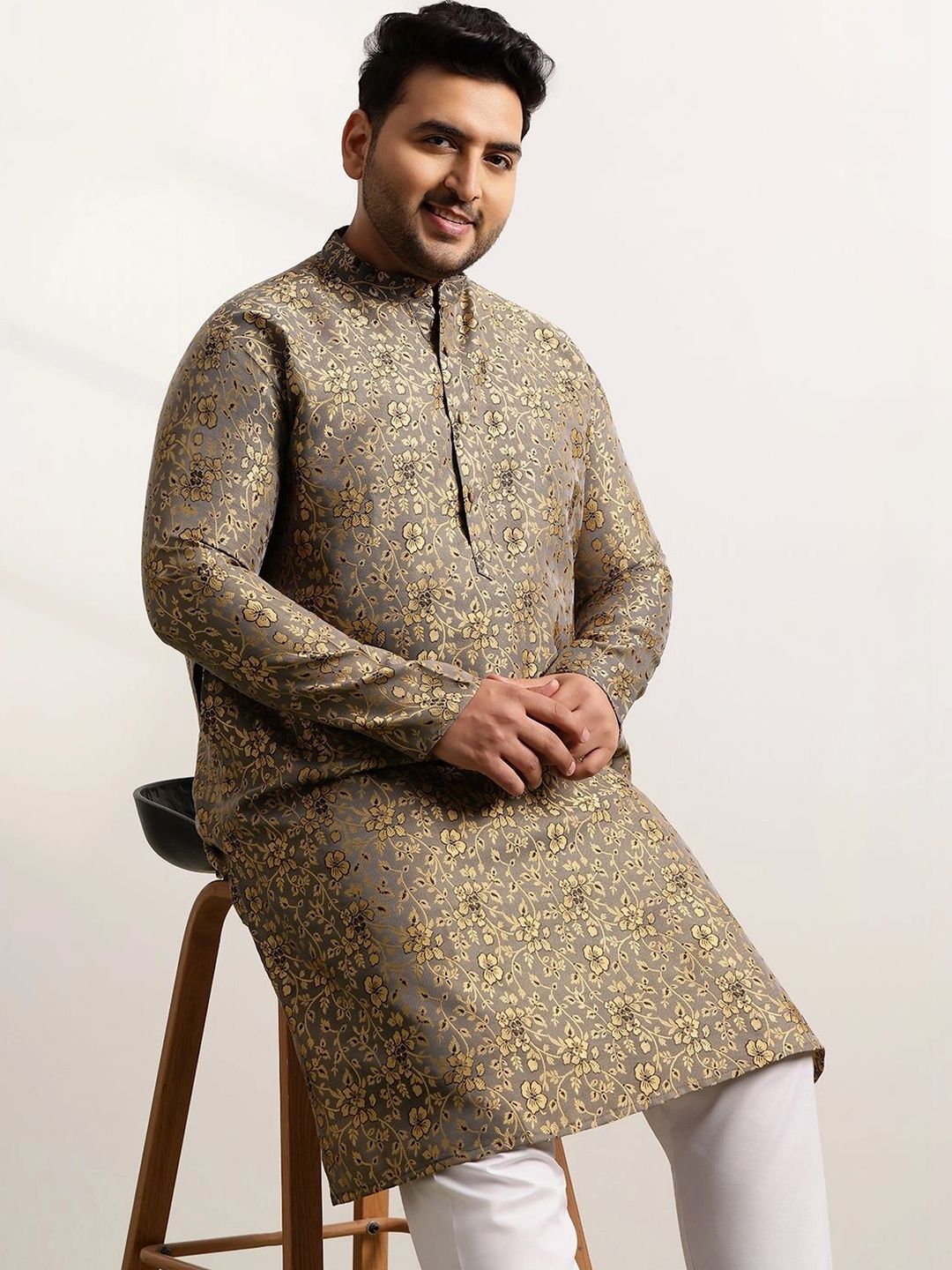 SOJANYA PLUS Lelaki Floral Regular Kurta dengan Seluar