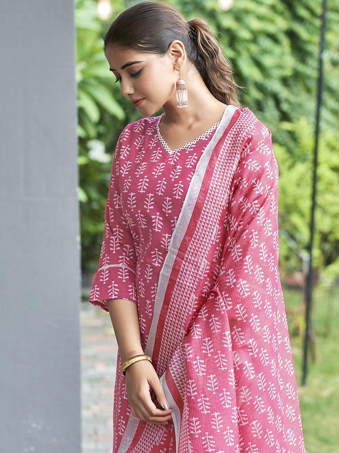 KALINI Floral Printed Gotta Patti Straight Kurta with Trousers & Dupatta