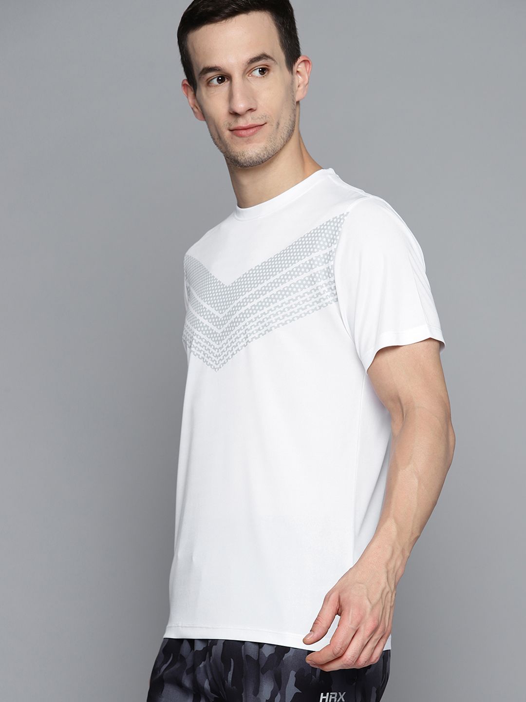 HRX By Hrithik Roshan Training Men Optic White Rapid-Dry Solid Tshirts