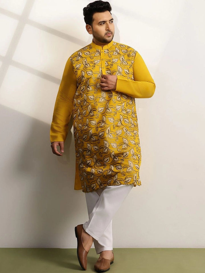 SOJANYA PLUS Men Ethnic Motifs Printed Regular Kurta with Trousers