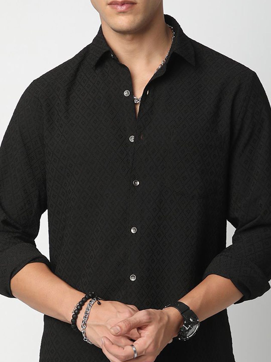 VASTRADO Men Classic Spread Collar Micro Ditsy Printed Slim Fit Casual Shirt