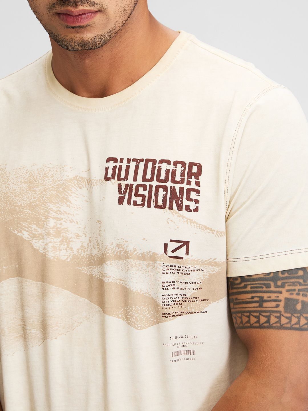 SPYKAR Men Typography Pockets Slim Fit T-shirt