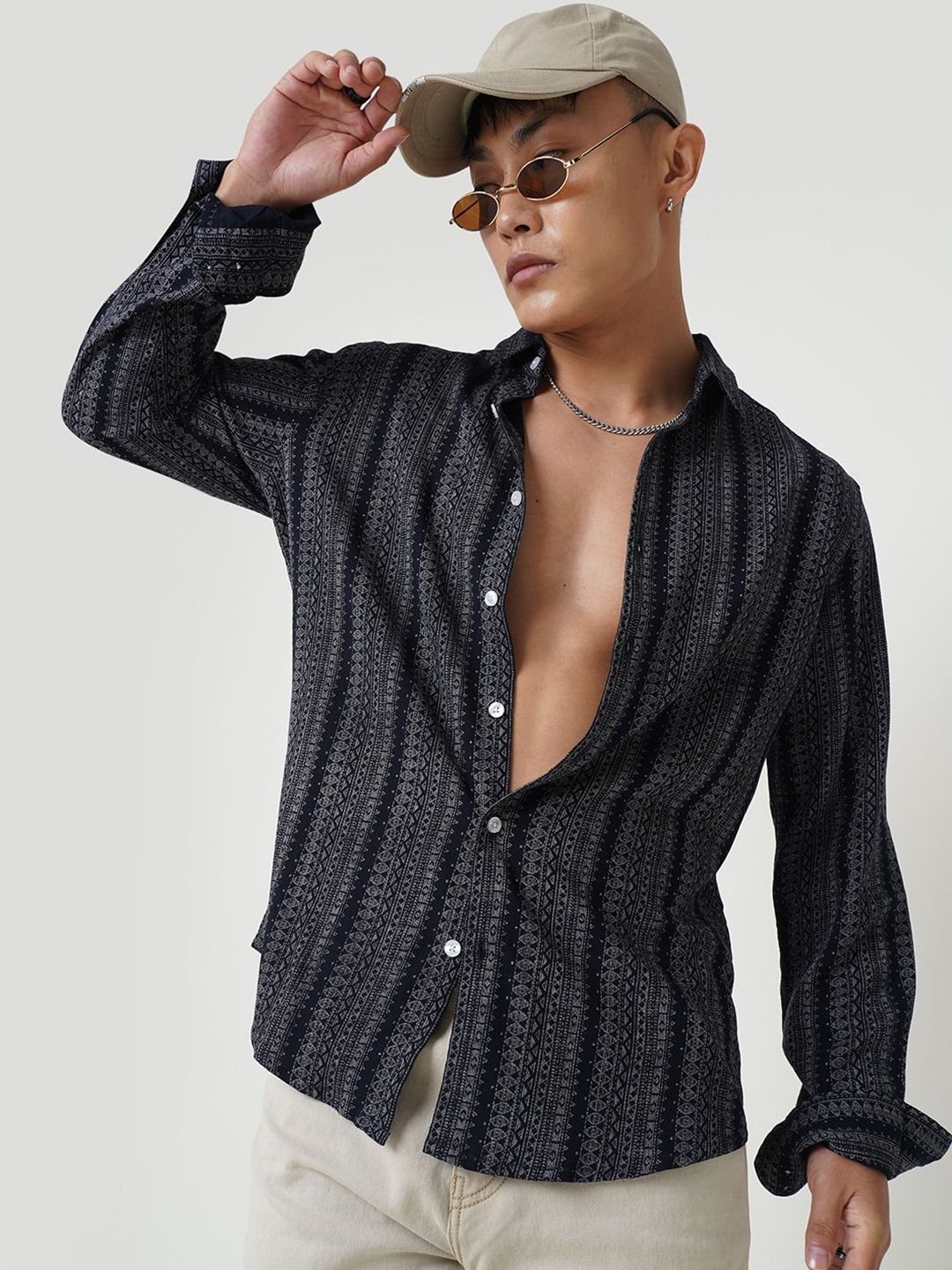 VASTRADO Men Classic Spread Collar Ethnic Motifs Printed Slim Fit Casual Shirt