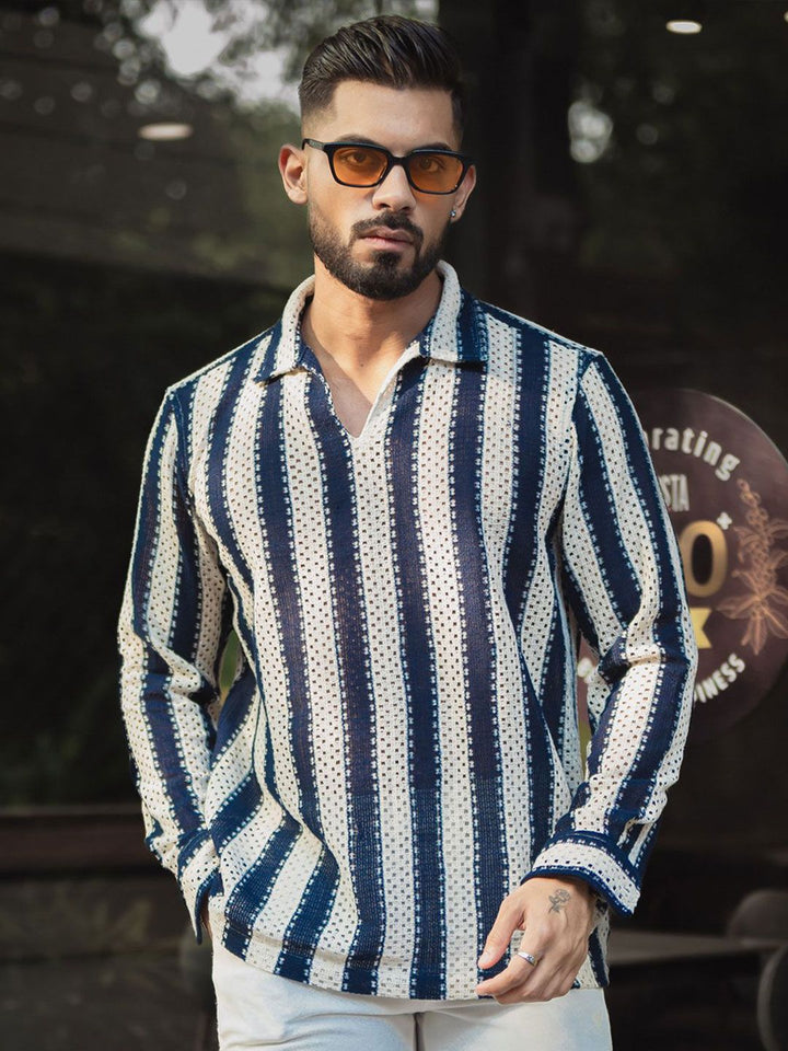 Powerlook Men Spread Collar Vertical Striped Casual Shirt