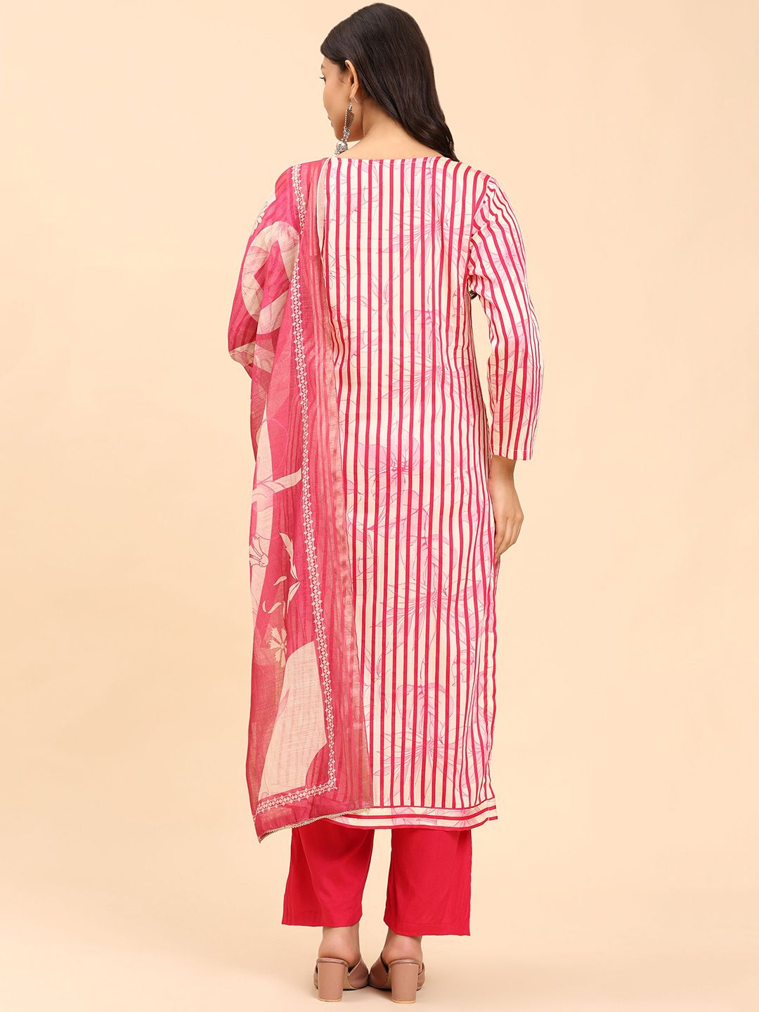 Mamicha Women Floral Printed Regular Pure Cotton Kurta with Palazzos & With Dupatta