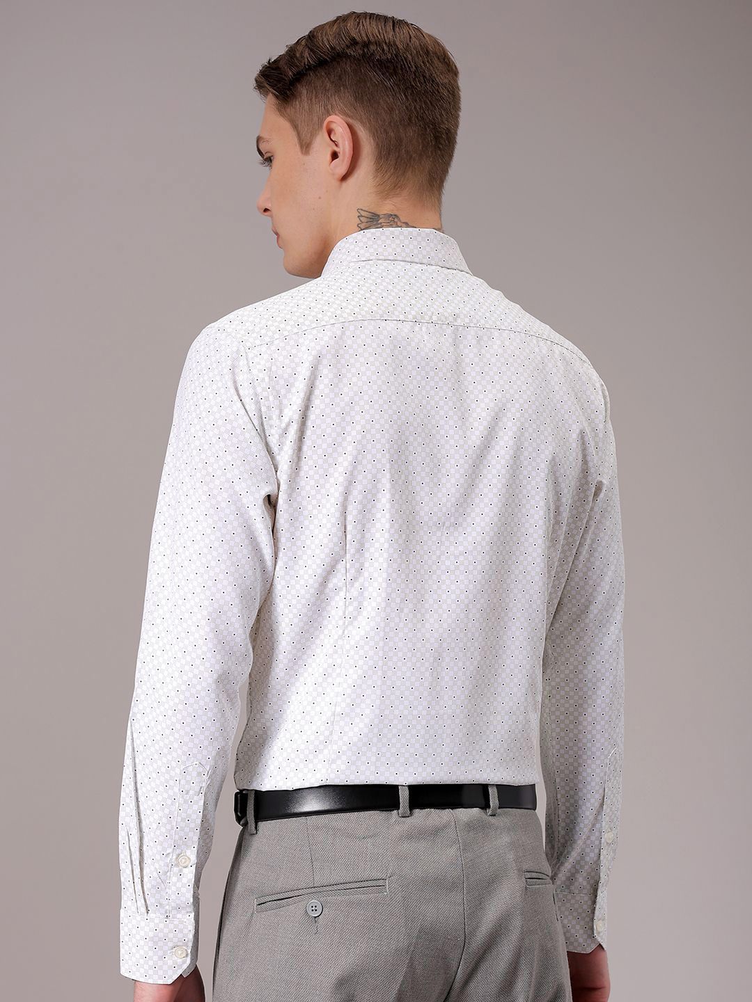 The Indian Garage Co. X Luxe Men Spread Collar Micro Ditsy Printed Slim Fit Formal Shirt