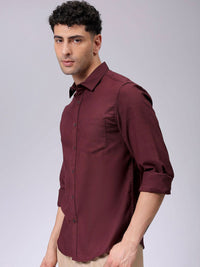 The Indian Garage Co Men Spread Collar Solid Slim Fit Casual Shirt