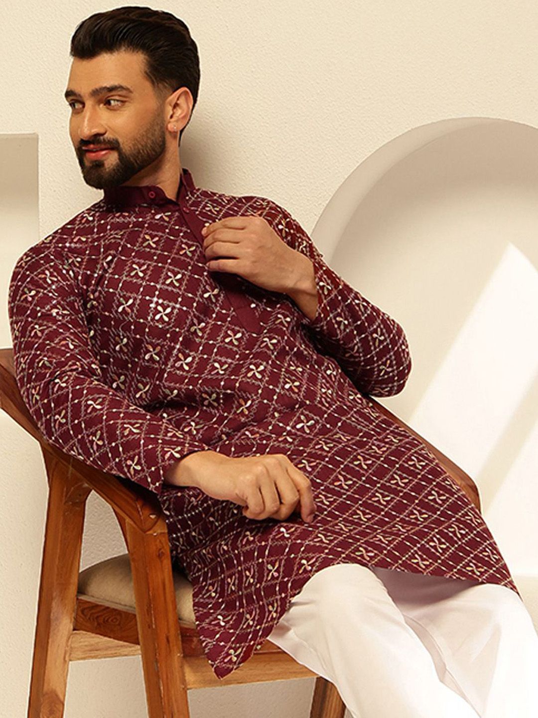 SOJANYA Floral Embroidered Mandarin Collar Thread Work Cotton Silk Straight Kurta