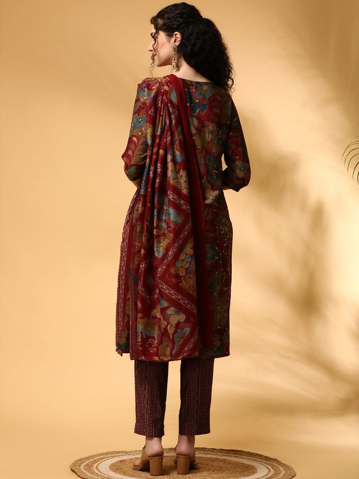 Anouk Maroon Floral Printed Round Neck Straight Kurta with Trousers & Dupatta
