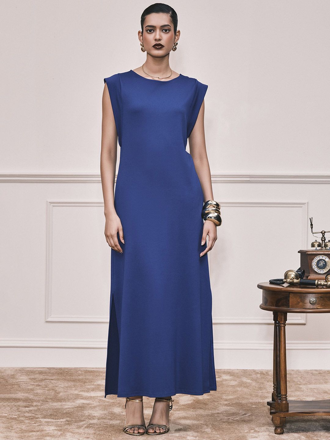 AND Women Round Neck Dress
