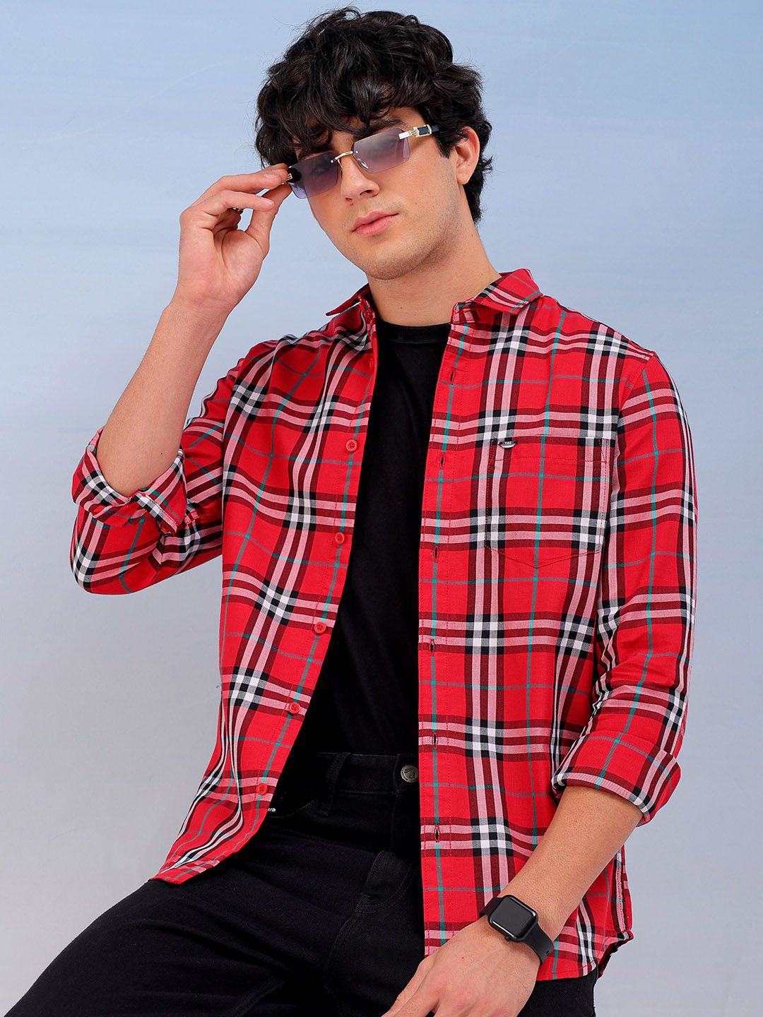 The Indian Garage Co Men Spread Collar Checked Cotton Slim Fit Casual Shirt