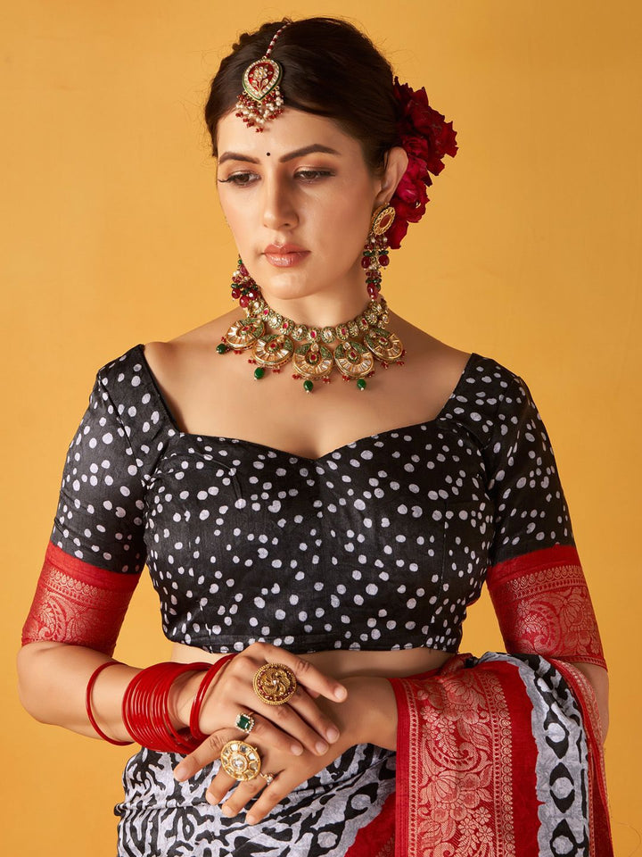 Saree mall Ethnic Motifs Printed Zari Sungudi Sarees