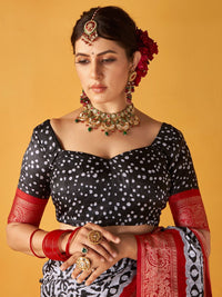 Saree mall Ethnic Motifs Printed Zari Sungudi Sarees