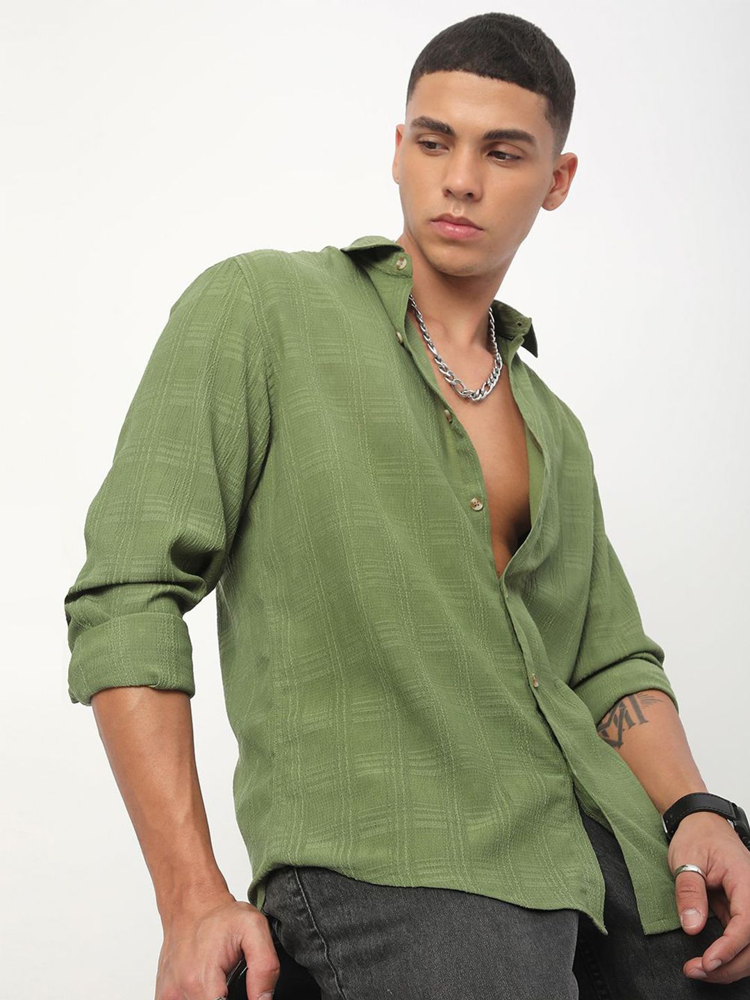 VASTRADO Men Classic Spread Collar Textured Slim Fit Casual Shirt