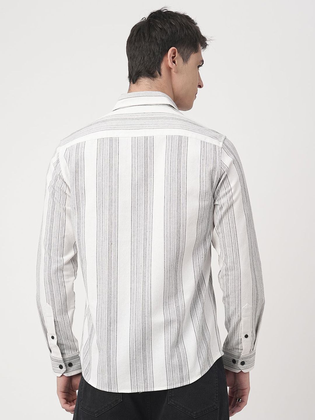 VASTRADO Men Classic Fit Spread Collar Vertical Striped Cotton Casual Shirt