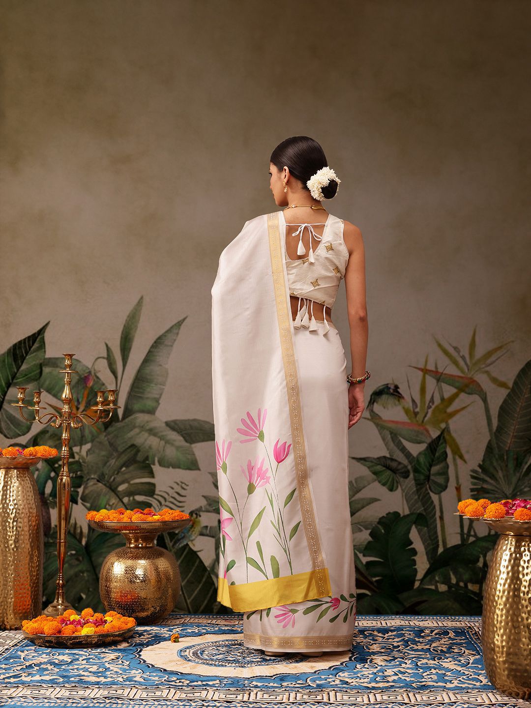 Silk Land Onam Special Floral Printed Kasavu Silk Saree