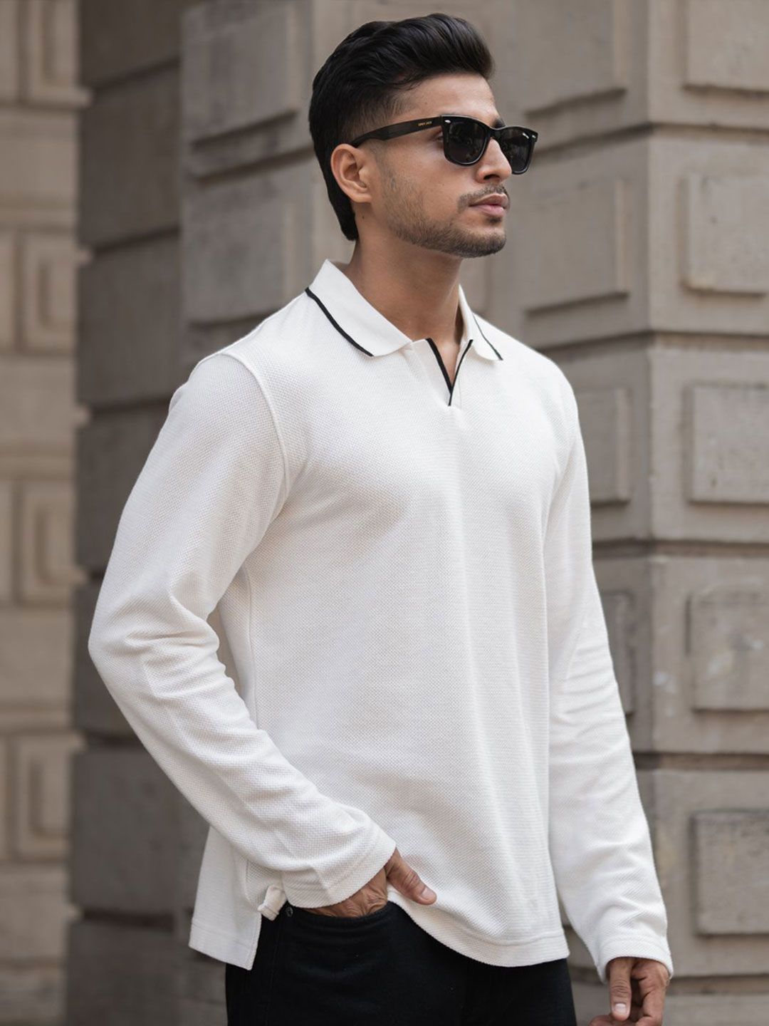 Powerlook Men Solid Polo Collar T-shirt