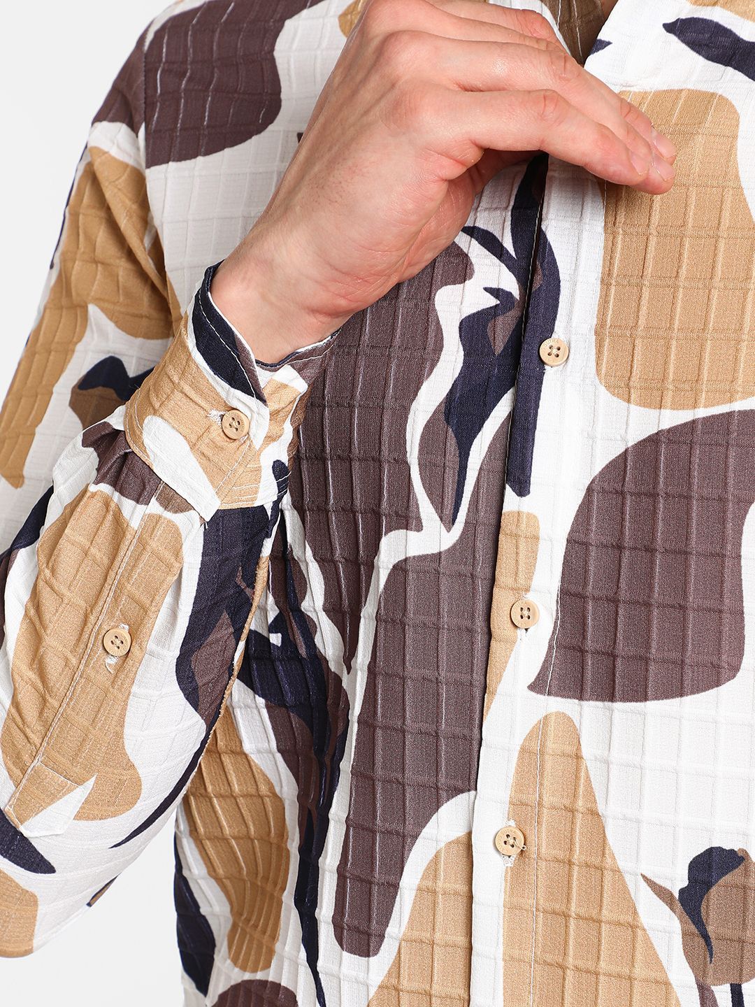 Campus Sutra Men Comfort Spread Collar Abstract Printed Casual Shirt