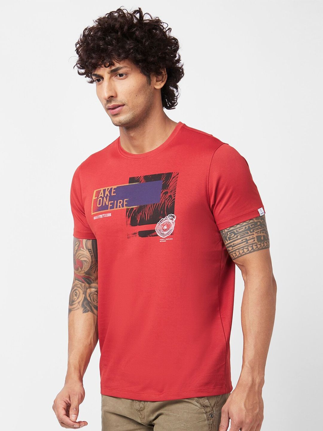 SPYKAR Graphic Printed Slim Fit Cotton T-Shirt