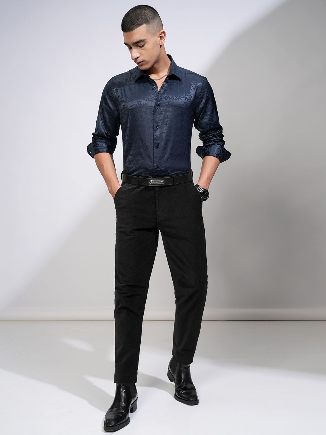 HIGHLANDER Men Corduroy Textured Slim Fit Smart Pant