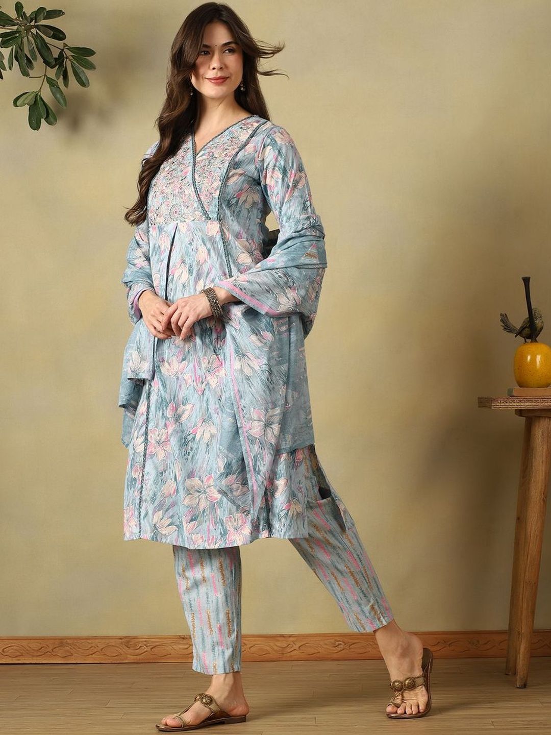 Mamicha Women Floral Printed Angrakha Thread Work Pure Cotton Kurta with Trousers & With Dupatta