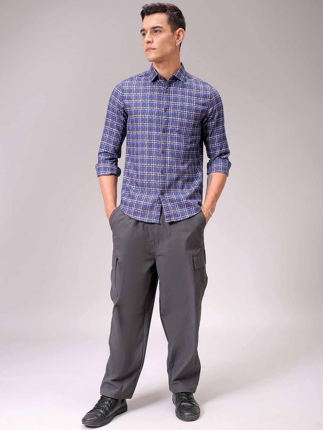 The Indian Garage Co Men Cutaway Collar Checked Cotton Slim Fit Casual Shirt