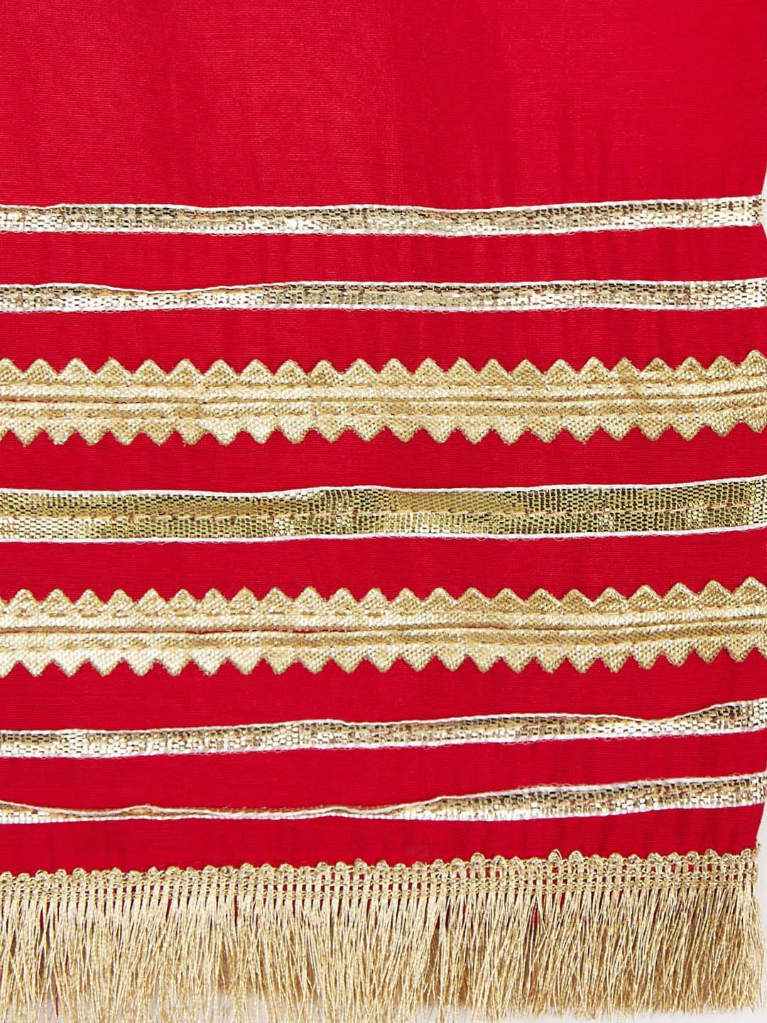 VASTRAMAY Girls Geometric Yoke Design Regular Kurta With Trouser With Dupatta