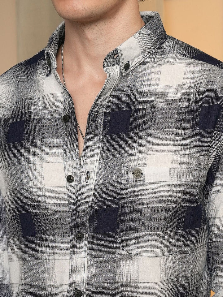Campus Sutra Men Comfort Spread Collar Tartan Checked Polycotton Casual Shirt