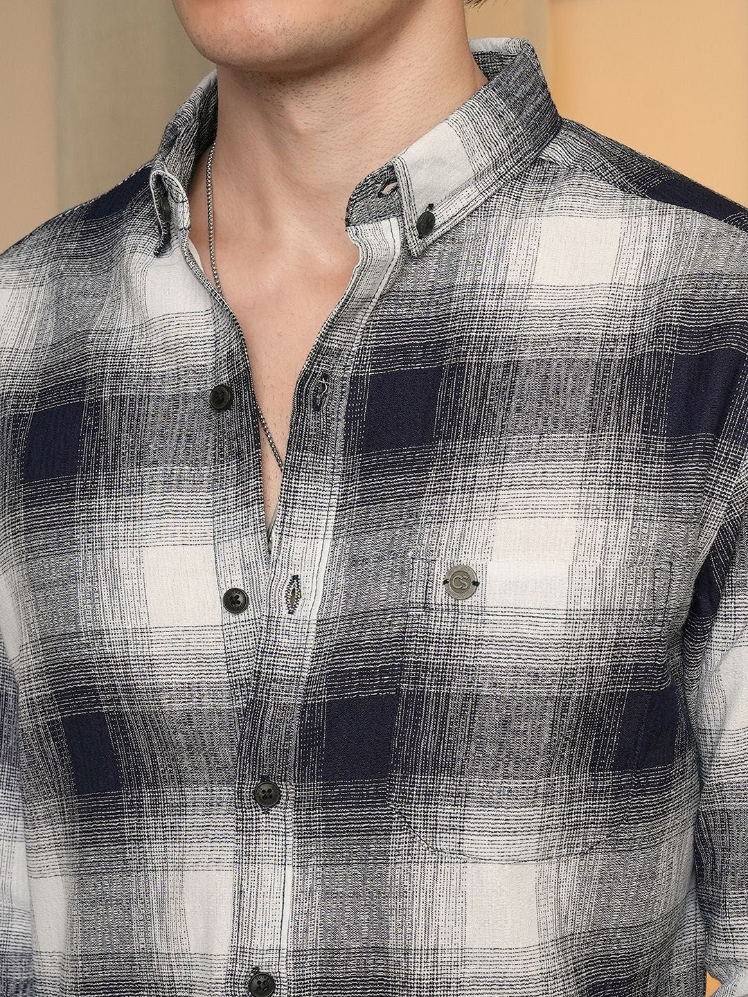 Campus Sutra Men Comfort Spread Collar Tartan Checked Polycotton Casual Shirt