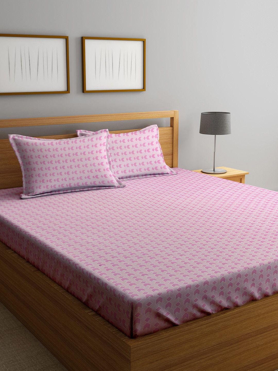 Myntra Elegant Homes Pink Geometric Cotton 300 TC Fitted King Fine Bedsheet with 2 Pillow Covers-98 x 87 inches