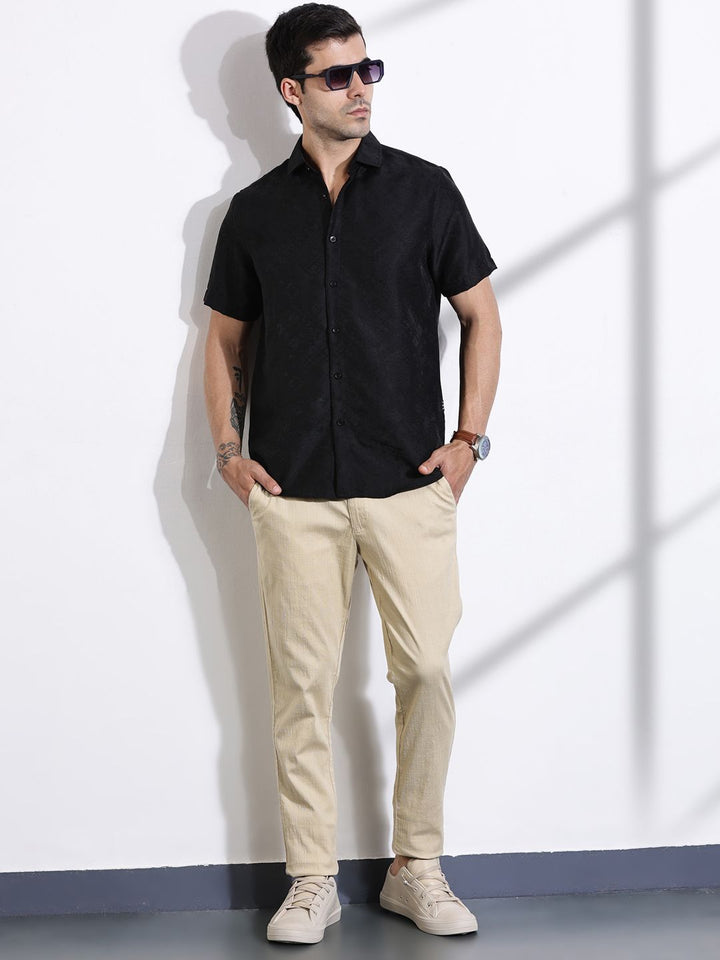 Thomas Scott Men Smart Slim Fit Cutaway Collar Textured Casual Shirt